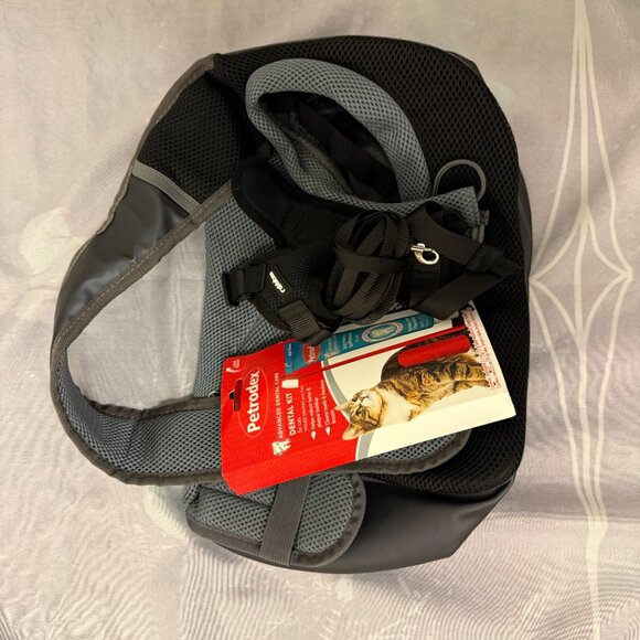FAST SHIP! Cat Sling Carrier Bundle: Safety Harness & NEW Dental Kit - Picture 6 of 10